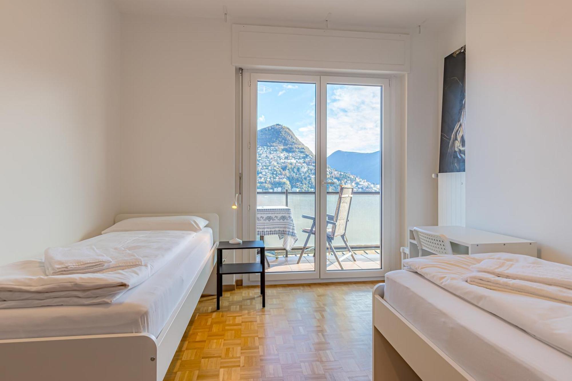 Imperial Of Lugano 4 With A Lake View Behind The Station And 10 Min From The Lake Lejlighed Eksteriør billede